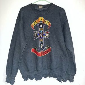 Distressed Guns n Roses Crewneck